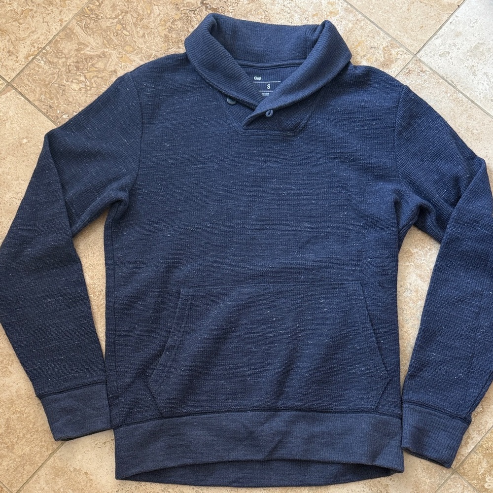 Gap Men's Navy Blue cowl neck sweater size small